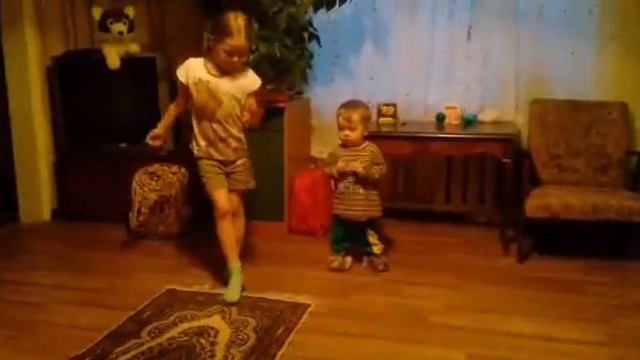 КОВЕР ЭТО ЛАВА челлендж
 пол это лава