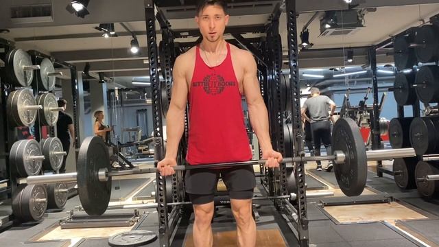 Сгибание предплечий со штангой стоя. BB Biceps curl
