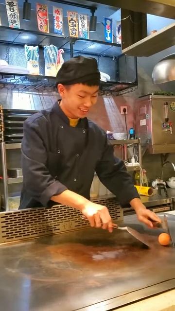 c1VCK_xyu2o - Lifestyle Beautiful Train Teppanyaki street food,restaurant,BBQ,Pub street#Short#Short