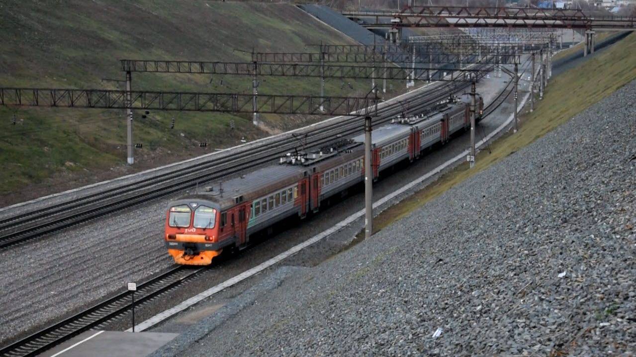 Электропоезд ЭД9М-0247