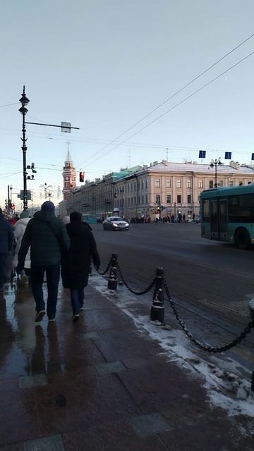 Невский проспект (напротив Казанского собора), Петербург. 5 января 2025.
