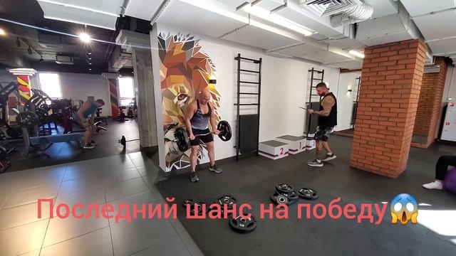 Соревнования "Строгий подъем на бицепс".