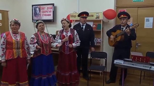 «Свет души сберегая стихами»
