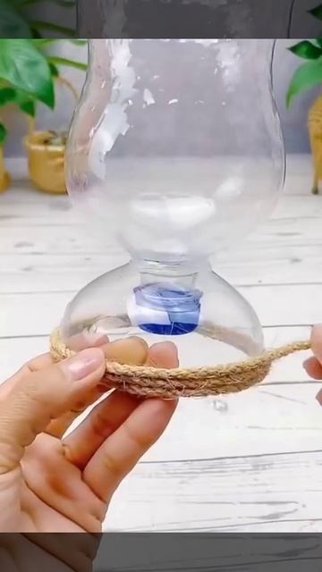 Классная вазочка из бутылки