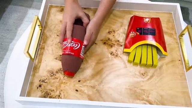 Мисс Кэйти и Мистер Макс (Miss Katy) Кэти и игры с песком