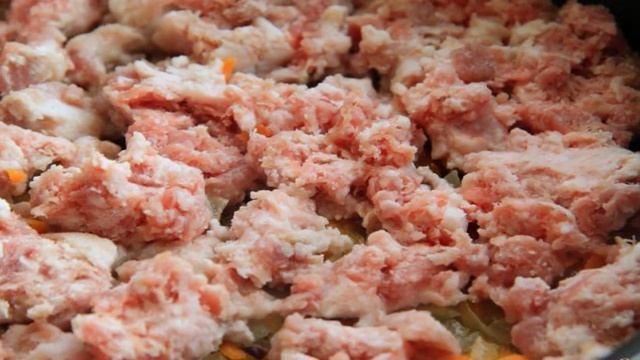 Макароны по-флотски с мясным фаршем и овощами