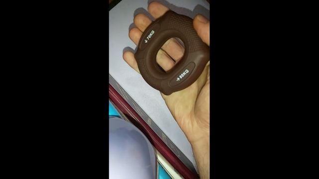 Сжатие кистевого эспандера "FITFILIP" 70-80 кг стороны 70 кг к?