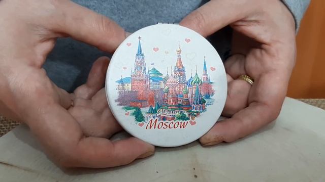 Зеркало карманное Любимая Москва