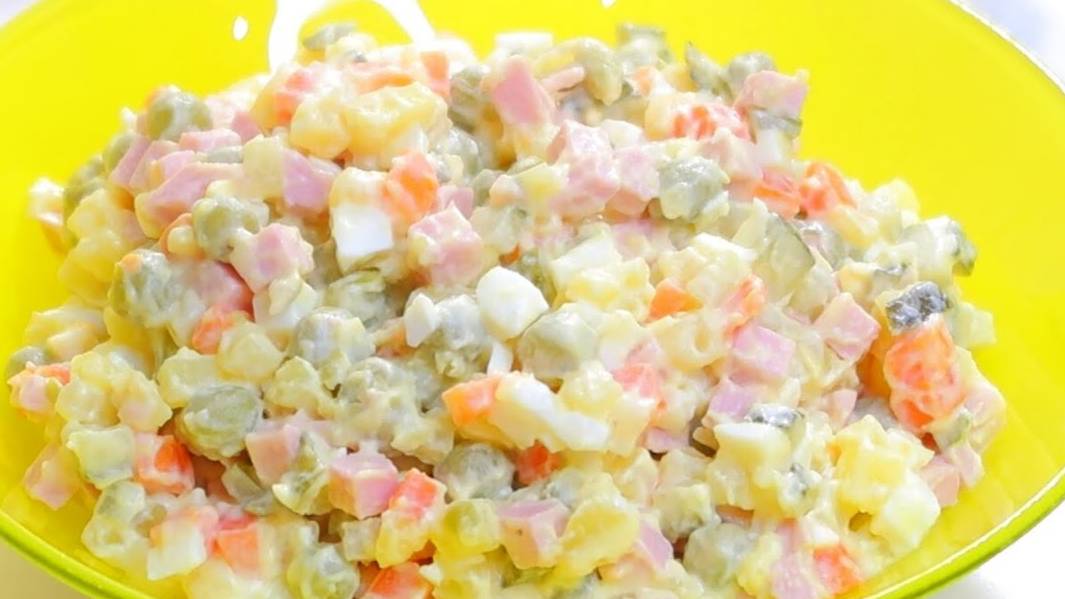 Салат Оливье по советскому рецепту, вкус детства