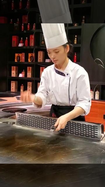 efDq21eNZMw - Lifestyle Beautiful Train Teppanyaki street food,restaurant,BBQ,Pub street#Short#Short