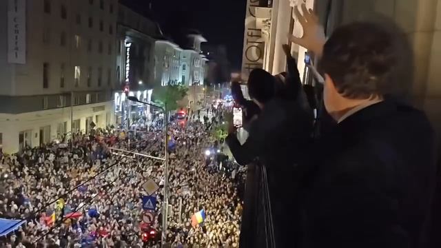 В Румынии выбрали нового президента.Им стал Никушор Дан.Он занимает антироссийскую позицию