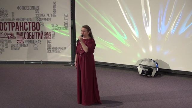 Песня о надежде. Музыка Е.Крылатова, слова Л.Дербенева. Исполняет Альбина Орлова