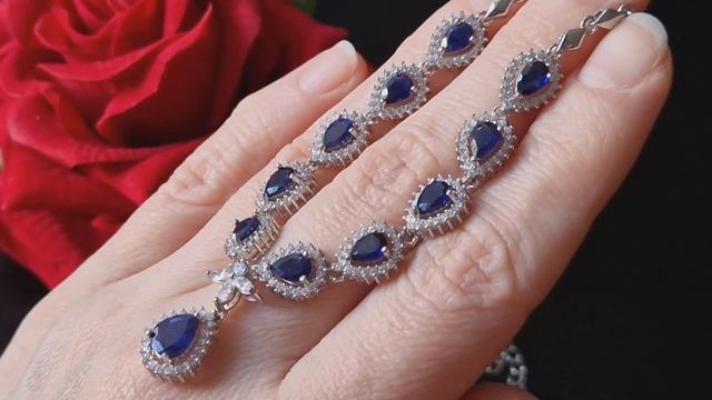 Серебряное колье с мадагаскарскими сапфирами