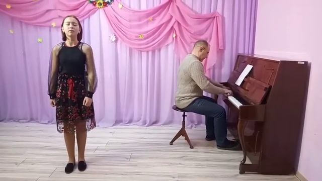 Катерина Рябчун "Через сад виноград"
