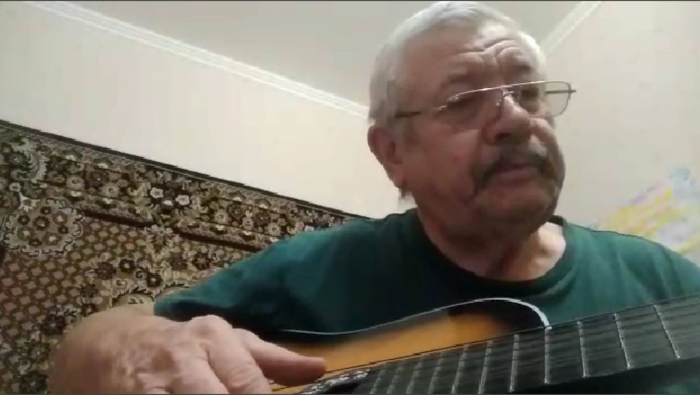 Песня под гитару _"КУРОЧКА И ПЕТУХ".
