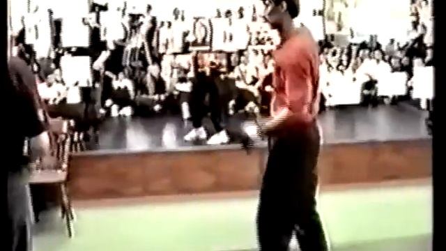 защита руками против ног и рук