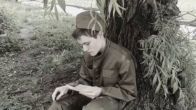 В Шахтерском торгово-экономическом колледже (филиал) ДонНУЭТ продолжается акция «ЧИТАЕМ О ВОЙНЕ»