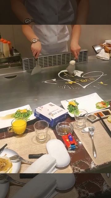 1OfY9942us8 - Lifestyle Beautiful Train Teppanyaki street food,restaurant,BBQ,Pub street#Short#Short