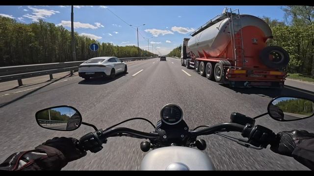 Harley-Davidson Sportster XL1200N Поездка в Тулу дегустировать Калач