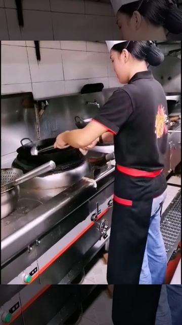 4lS7CL_TwZ0 - Teppanyaki on street food,restaurant,BBQ,Pub street#Short#Shorts