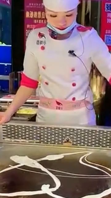 EIzc4rxLukc - Teppanyaki on street food,restaurant,BBQ,Pub street#Short#Shorts