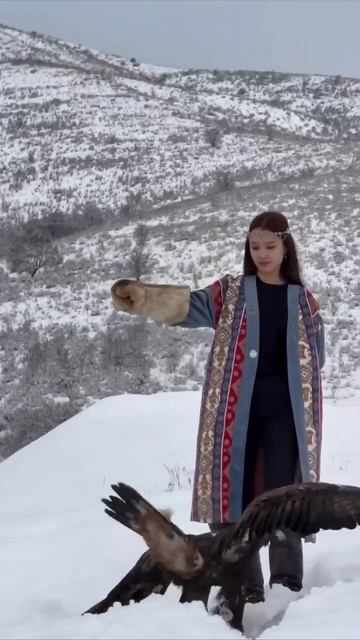 Орёл: Держи крепче! Дура. 🦅