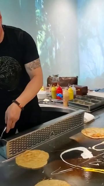 aC-L0vLoVAY - Teppanyaki on street food,restaurant,BBQ,Pub street#Short#Shorts