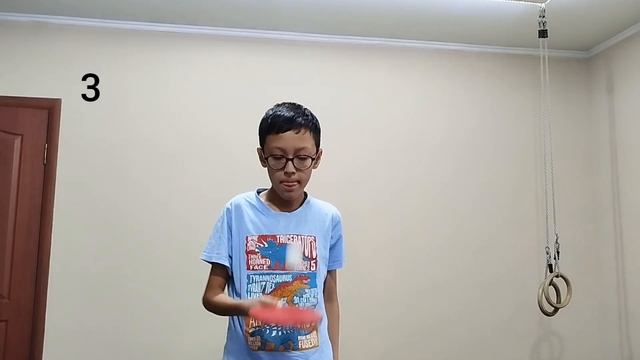Тестирую ракетки разной ценовой категории и качества.