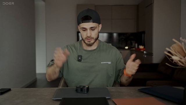 Минималистичный и функциональный чехол для MacBook из на?