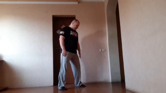 Урок 7  Фронт кик  Инструктор Александр Петреченко