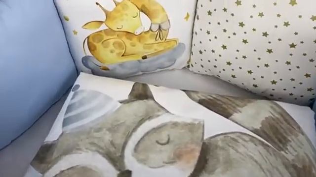 Комплект в кроватку «Спящий енотик»