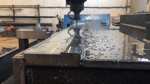 Обработка крупных деталей на портально фрезерном станке с ЧПУ