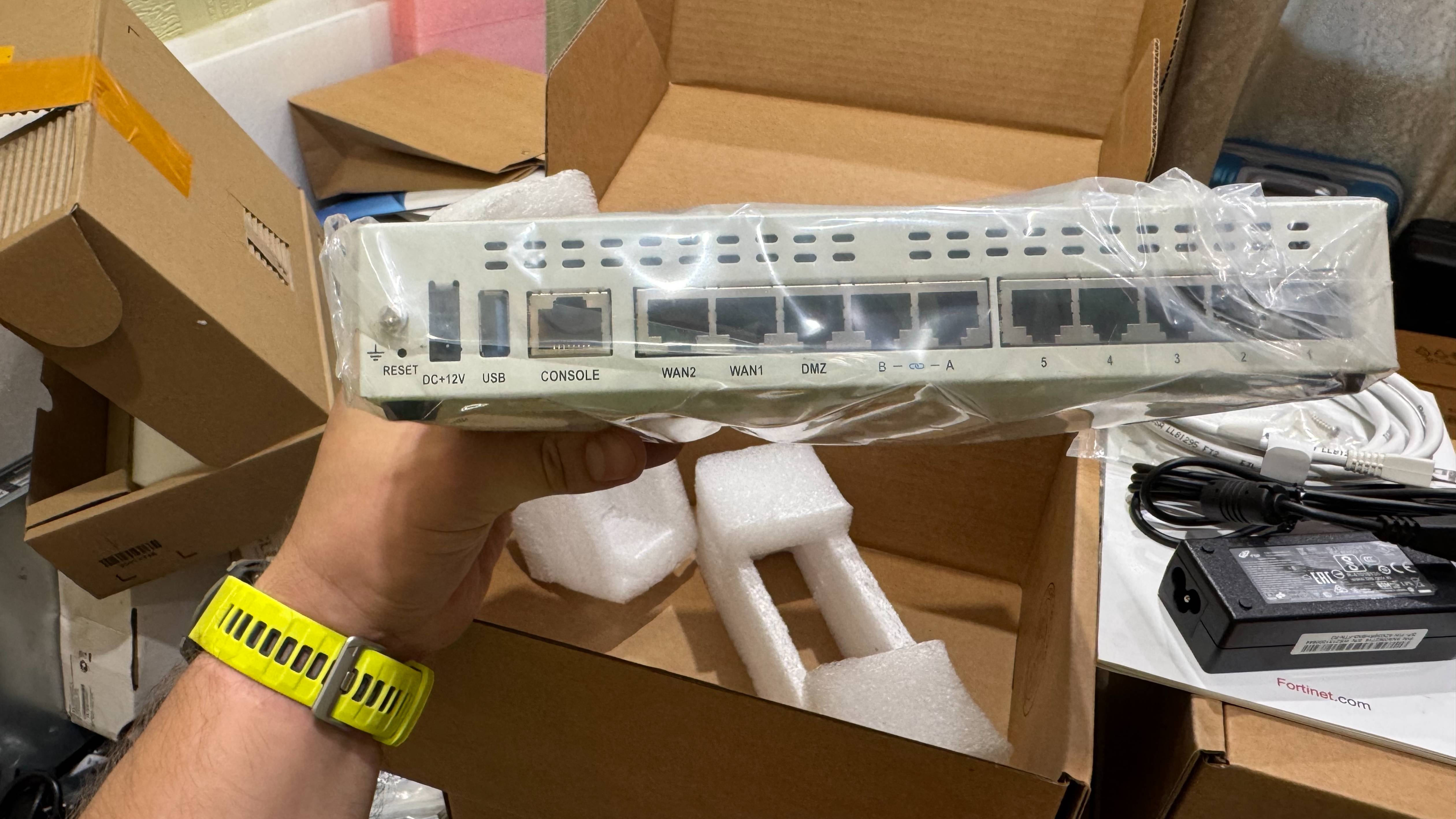 Межсетевой экран Fortinet FortiGate 60F