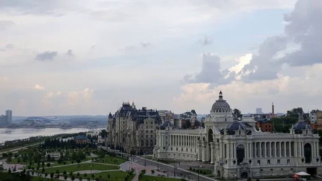 Минпромторг в рамках нацпроектов запустит более 60 новых программ господдержки.