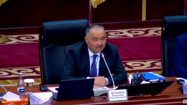 Н.Шакиев: Бизди сырттан эч ким башкарбайт жана башкара да албайт!