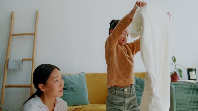10557336-uhd_4096_2160_25fps