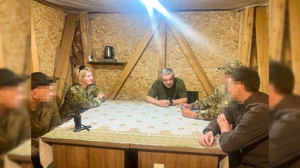 Глава округа и председатель окружного совета депутатов доставили помощь в ДНР