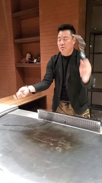 hPkX0dUOXiM - Lifestyle Beautiful Train Teppanyaki street food,restaurant,BBQ,Pub street#Short#Short