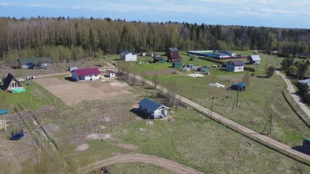 Новый, жилой, зимний дом в 5 минутах от озера