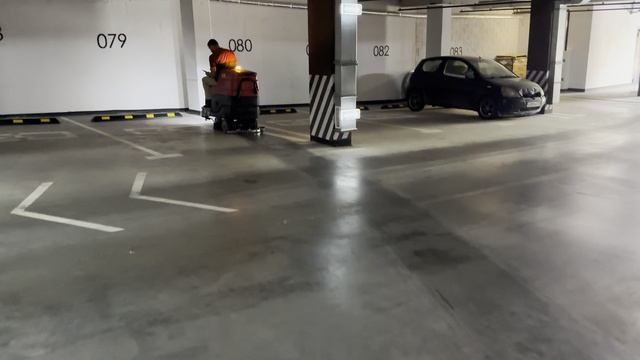 2. Поломоечная машина в паркинге ЖК г Тюмень_райдер VOSTOK BR85__Ваш_Поставщик_АВИАЛЬ 8-800-222-73-7