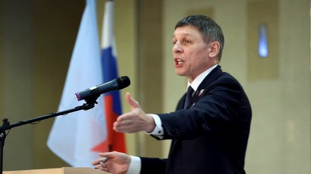 Прекратите в проблемах России винить Запад и Америку!
