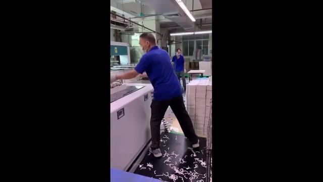Машина разделения заготовок/ Машина удаления облоя - 1T
