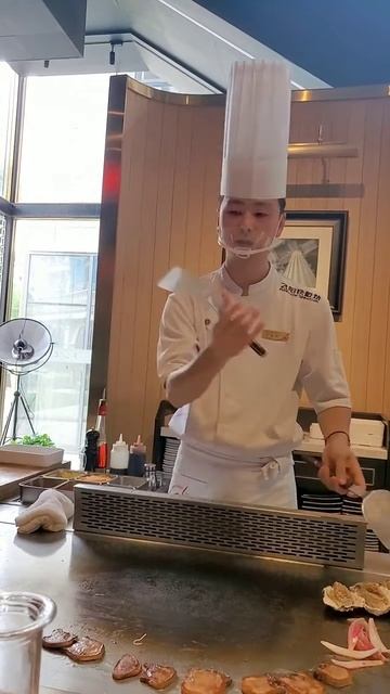 3czujb1jKLg - Lifestyle Beautiful Train Teppanyaki street food,restaurant,BBQ,Pub street#Short#Short