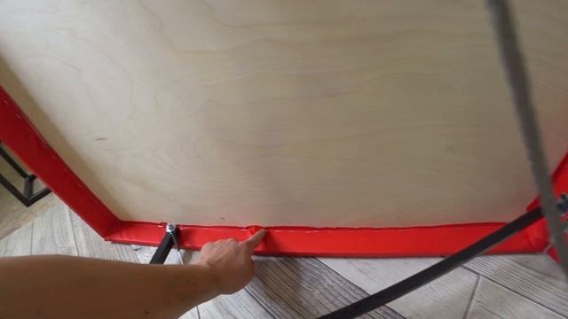 Кушетка косметологическая красная с регулировкой нож