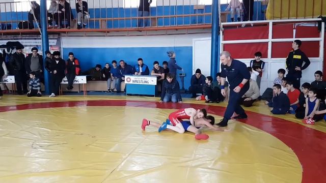 Борец Ильяс Дакаев. Открытое первенство ДЮСШ по греко-
