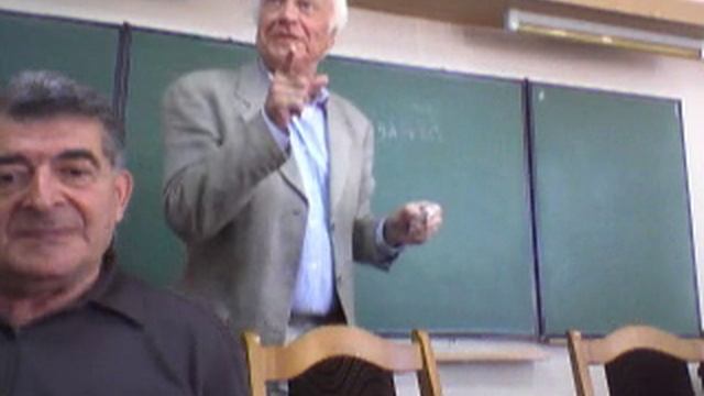 Президент академии ФХ, о соотношении. Разница между политэкономии и хозяйством часть 1