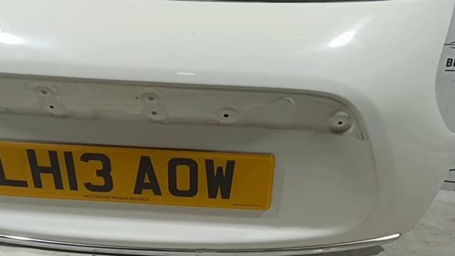 Дверь багажника белая Juke F15 2011-2019 K01001KAME
