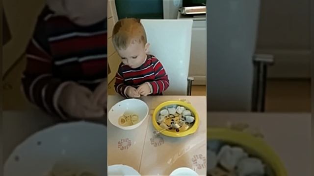 От теста поправляются, а мясо полезно!)