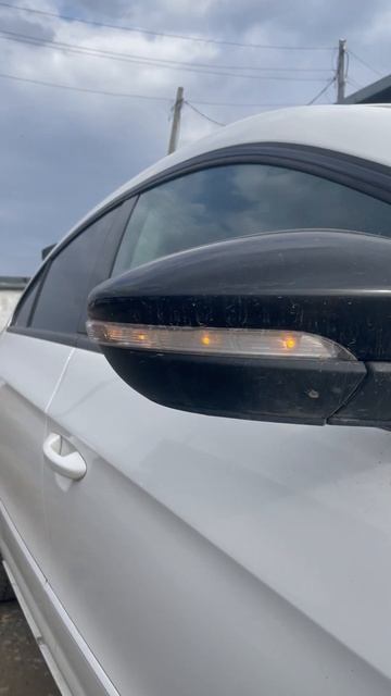 Работа штатных поворотников VW Passat CC