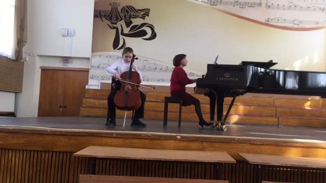Сухорукова Екатерина, ДМШ №3 г.Саратова, вторая возрастная группа 9-11 лет.